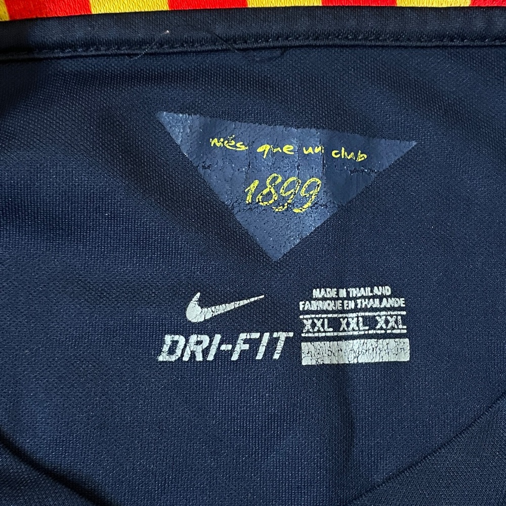 MESSI Jersey - Picture 7 of 12